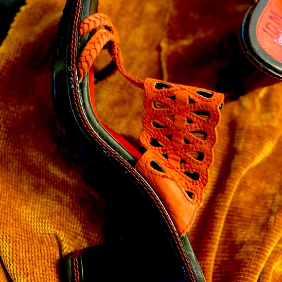 Jambu Metro Luxe Sandals Red Leather - Picture 2 of 3